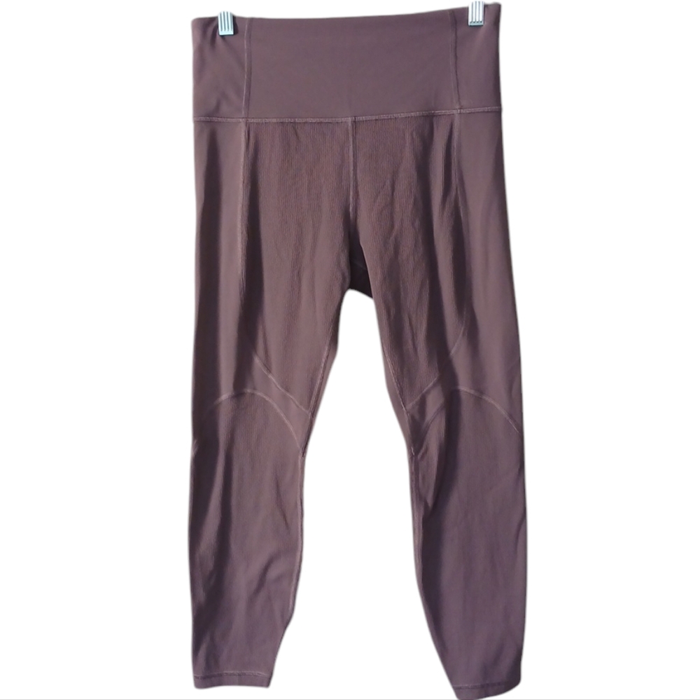Athleta Rise Up Rib 7/8 Tight purple size medium petite